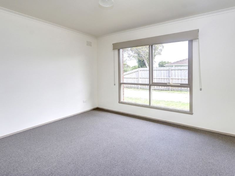 27 Illaroo Street, Rosebud West VIC 3940