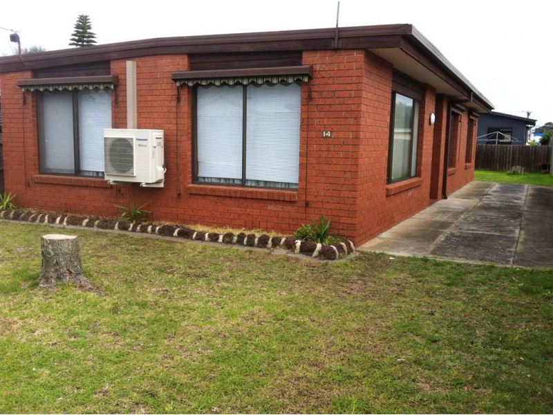 14 Third Avenue, Rosebud VIC 3939