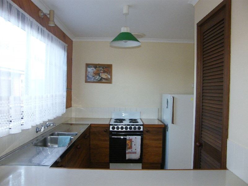 14 Third Avenue, Rosebud VIC 3939