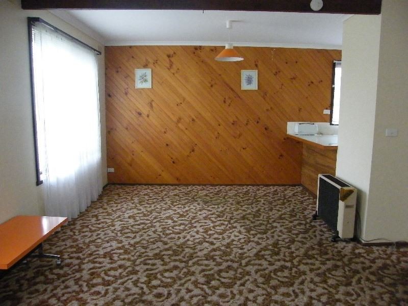 14 Third Avenue, Rosebud VIC 3939