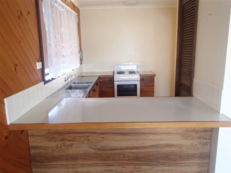 14 Third Avenue, Rosebud VIC 3939