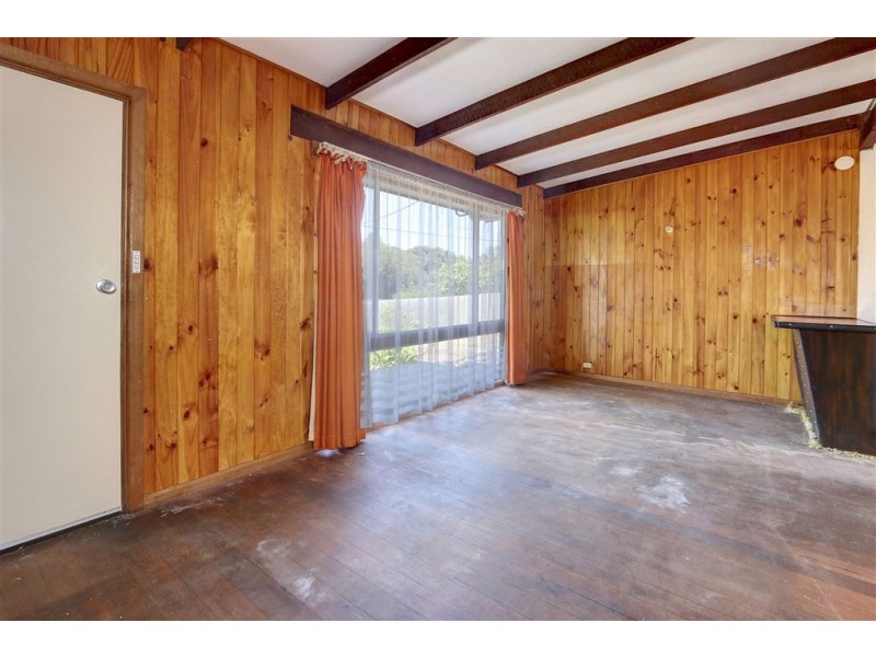 70 Broadway, Rosebud West VIC 3940