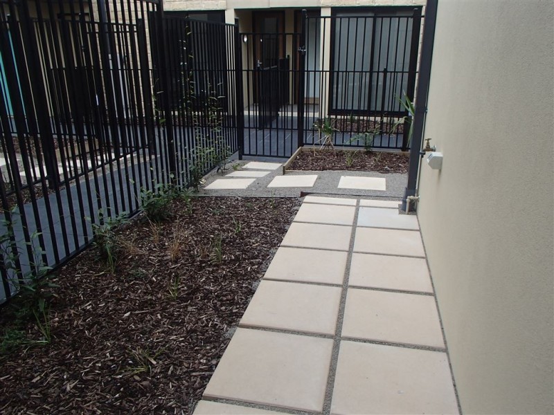 8/1587-1589 Point Nepean Road, Rosebud West VIC 3940