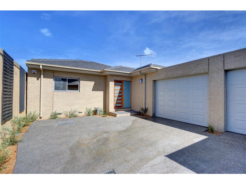 3/8 Warranilla Avenue, Rosebud VIC 3939