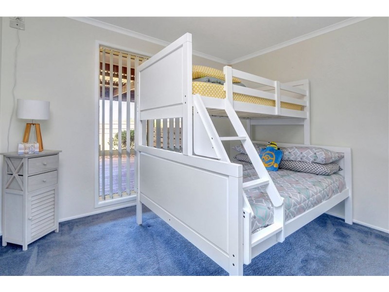 14 Ruyton Drive, Rosebud West VIC 3940