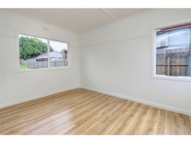 32 First Avenue, Rosebud VIC 3939