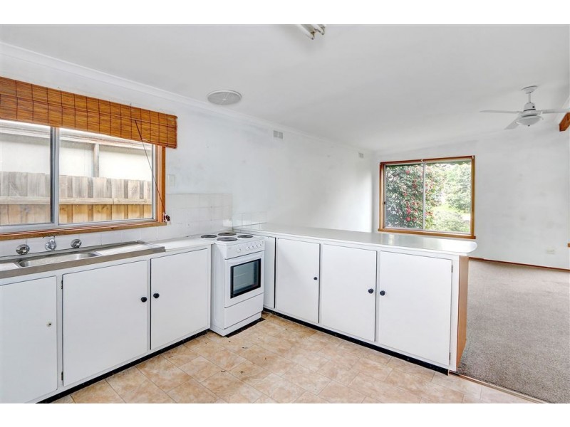 169 Eighth Avenue, Rosebud VIC 3939