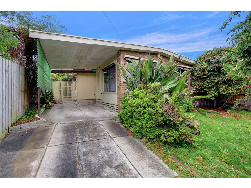 169 Eighth Avenue, Rosebud VIC 3939