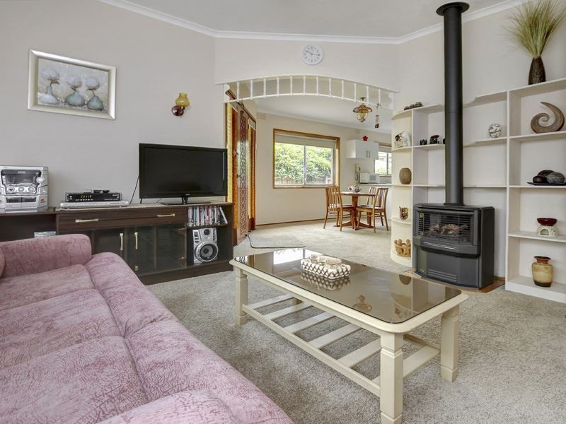 193 Eighth Avenue, Rosebud VIC 3939