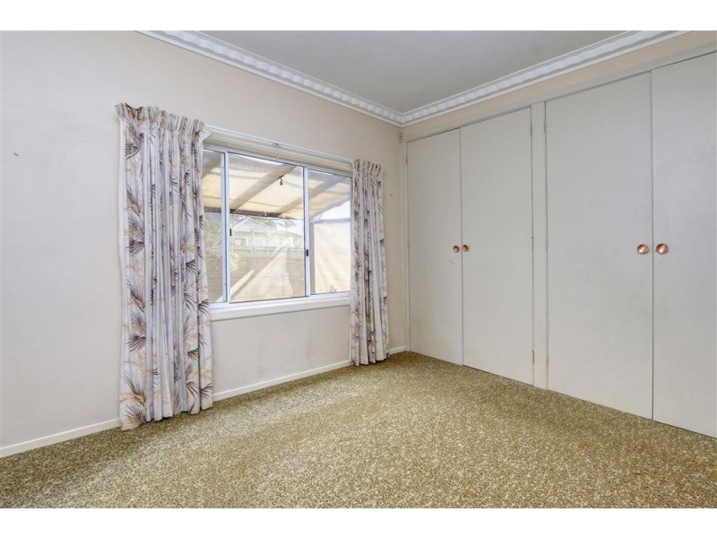 16 Warranilla Ave, Rosebud VIC 3939