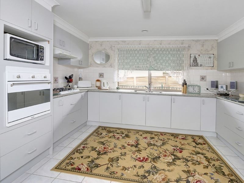 3 Cowley Avenue, Mccrae VIC 3938