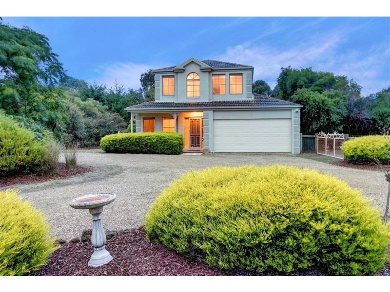 12 Sandstone Island Circle, Bittern VIC 3918