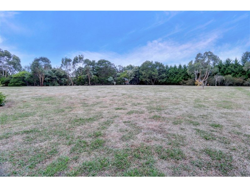 12 Sandstone Island Circle, Bittern VIC 3918