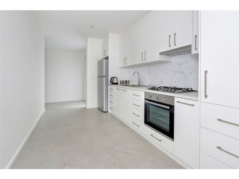 14 Seventh Ave, Rosebud VIC 3939