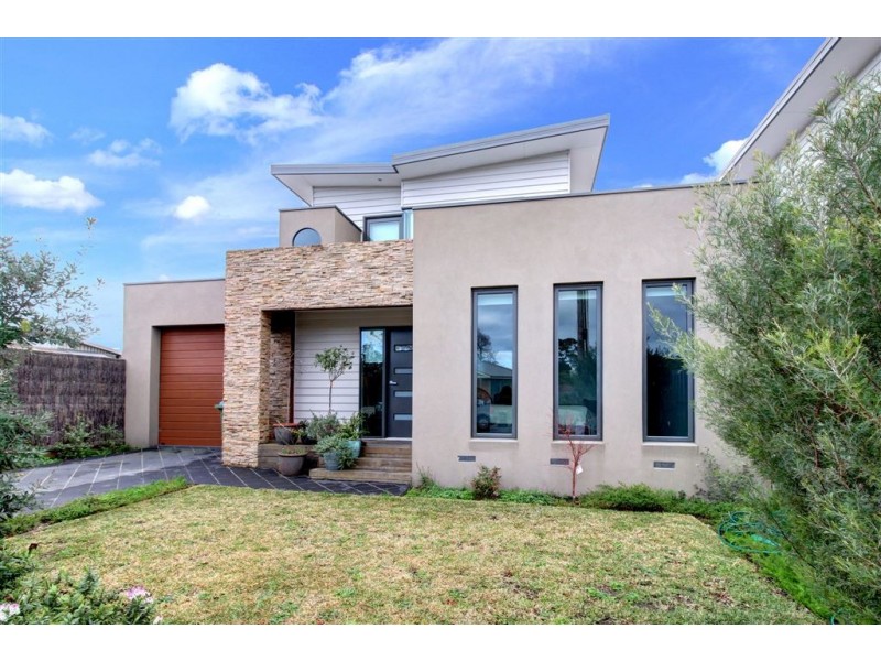 3 Leon Avenue, Rosebud VIC 3939