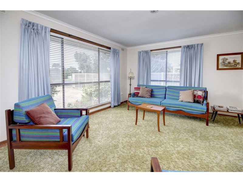 22 Elizabeth Avenue, Rosebud West VIC 3940