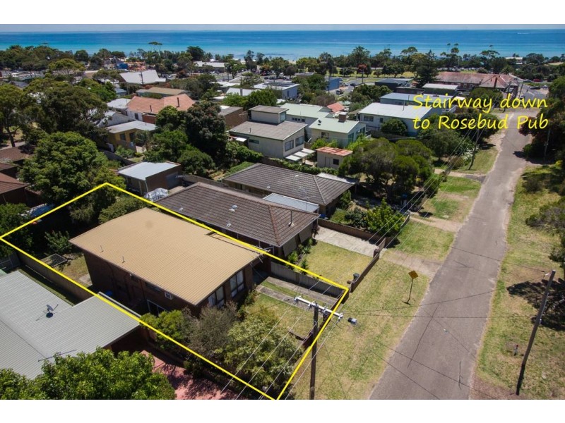 30 Eighth Ave, Rosebud VIC 3939