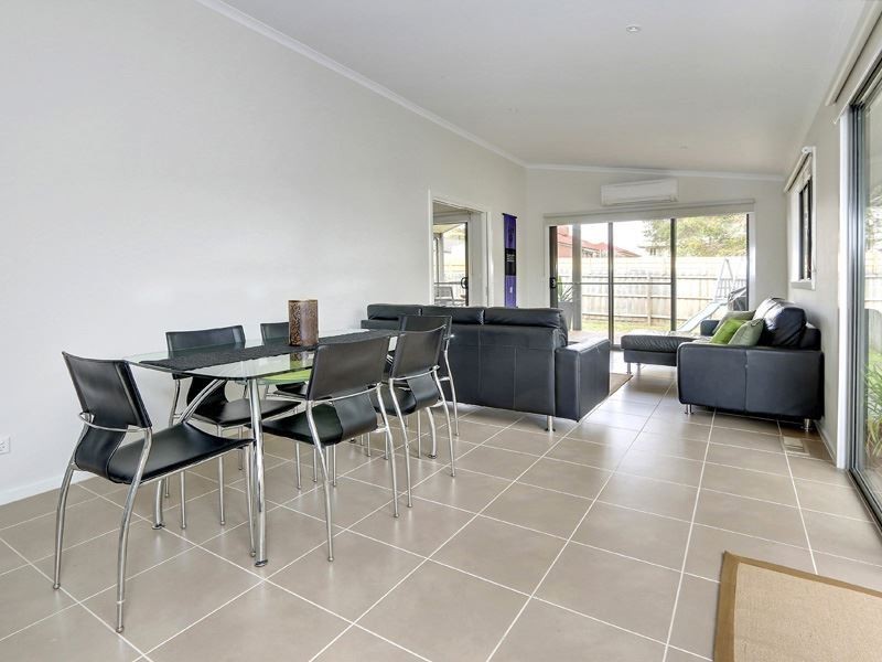 26 Sixth Avenue, Rosebud VIC 3939