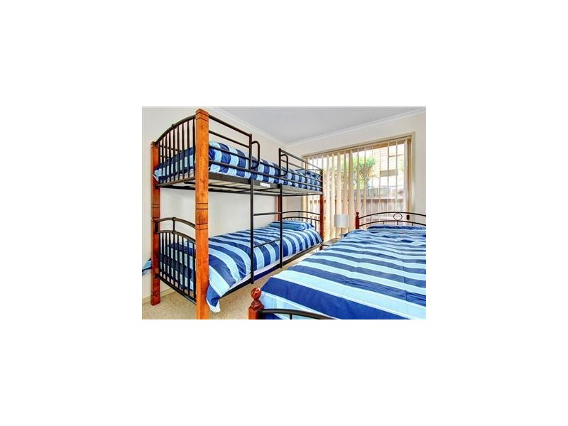 5 Second Avenue, Rosebud VIC 3939