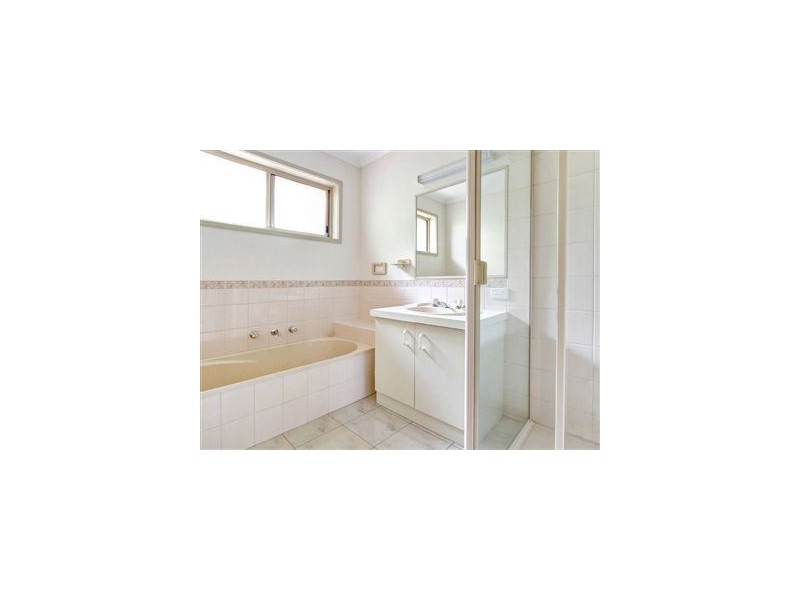 5 Second Avenue, Rosebud VIC 3939