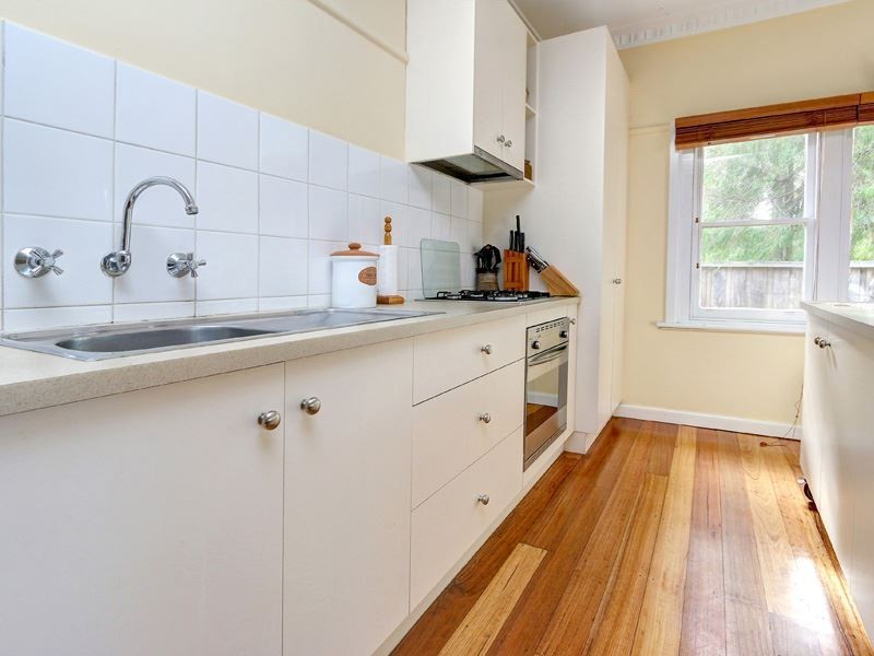 2 Grenville Grove, Rosebud VIC 3939