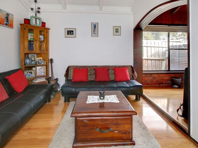 37 Leura Crescent, Rosebud VIC 3939