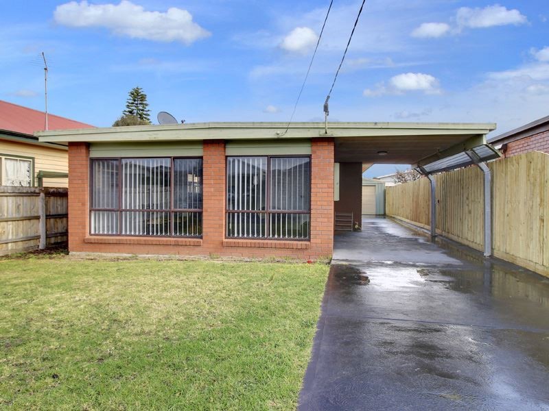 16 Third Avenue, Rosebud VIC 3939