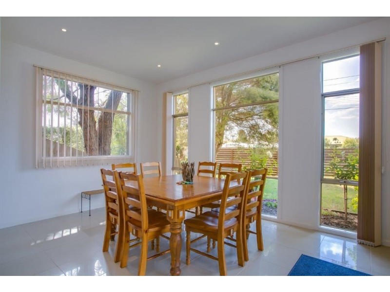 325 Eastbourne Road, Rosebud VIC 3939