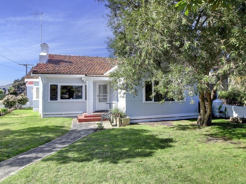 47 Jetty Road, Rosebud VIC 3939