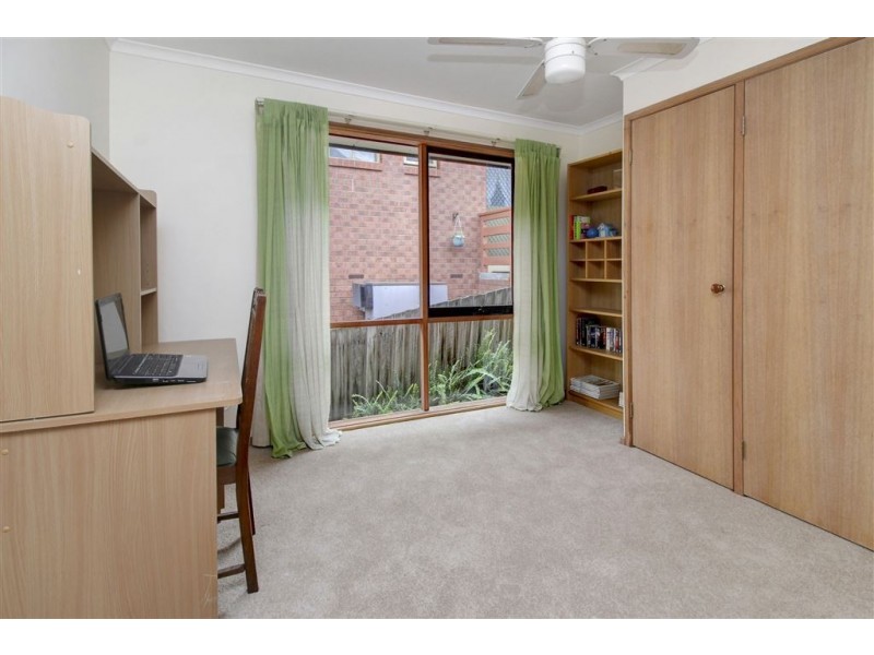 113 Third Avenue, Rosebud VIC 3939