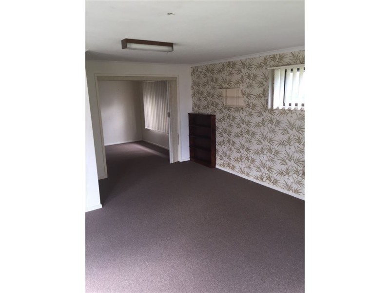 4 Branson Street, Rosebud VIC 3939