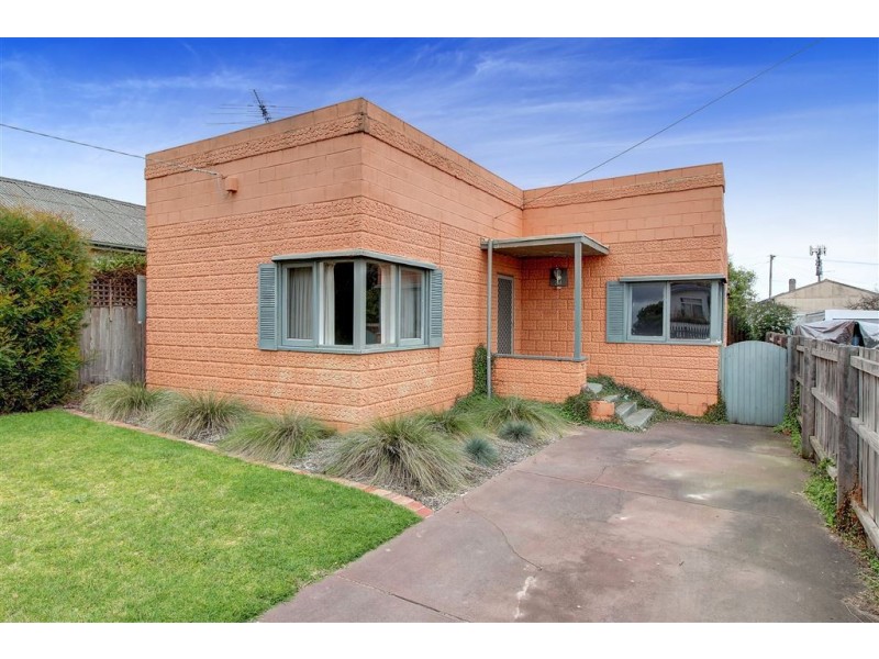 24 Third Avenue, Rosebud VIC 3939