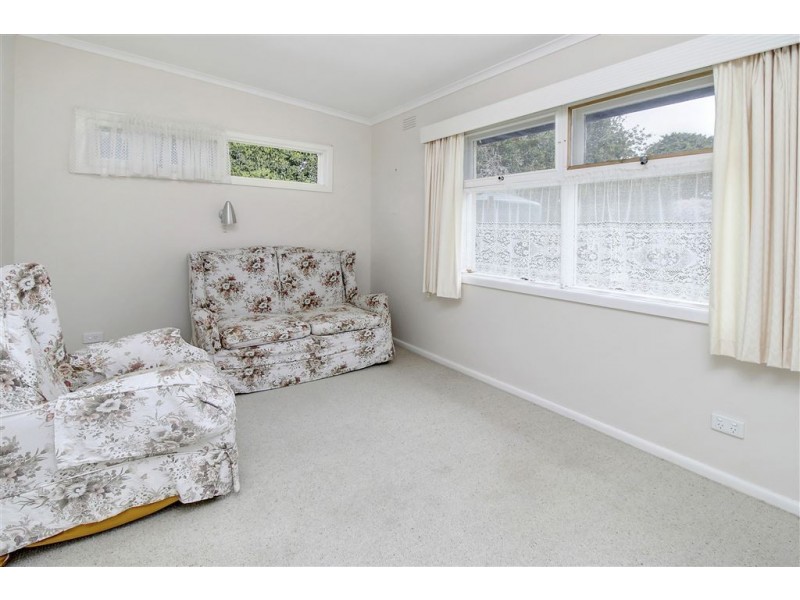 27 Warranilla Avenue, Rosebud VIC 3939