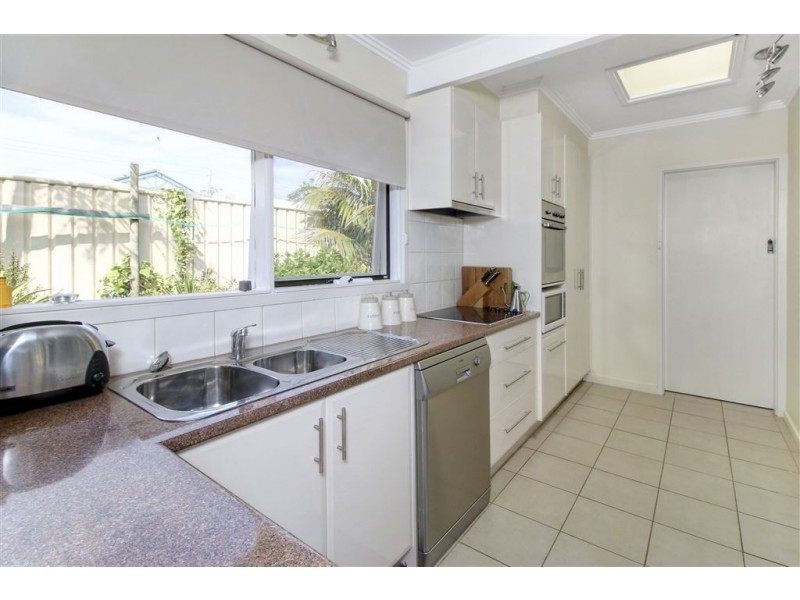 128 Foam Street, Rosebud VIC 3939