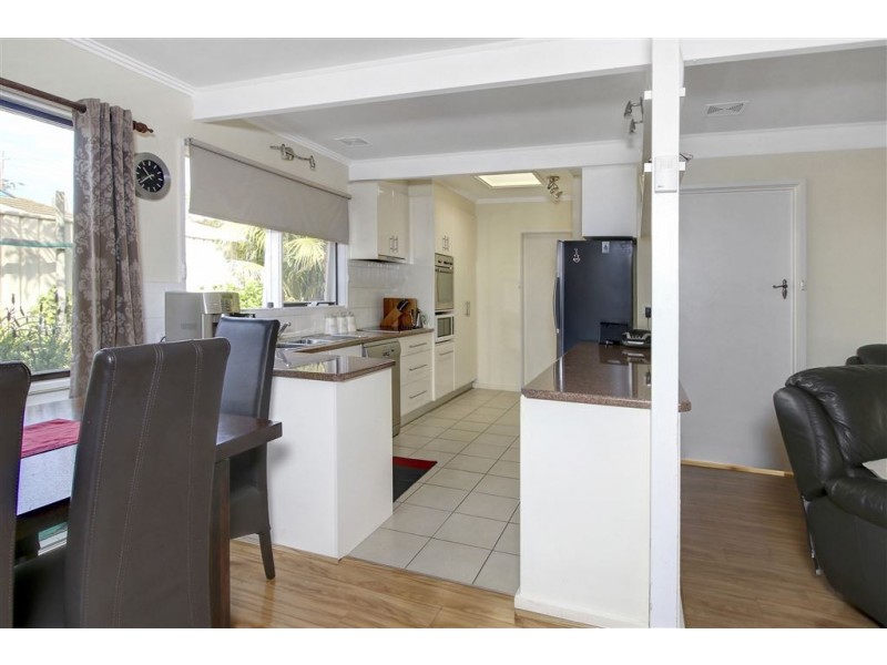 128 Foam Street, Rosebud VIC 3939