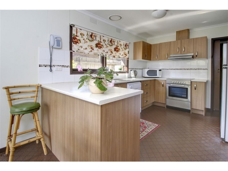 33 Denholm Street, Rosebud VIC 3939