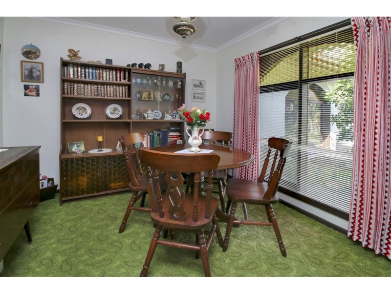 33 Denholm Street, Rosebud VIC 3939