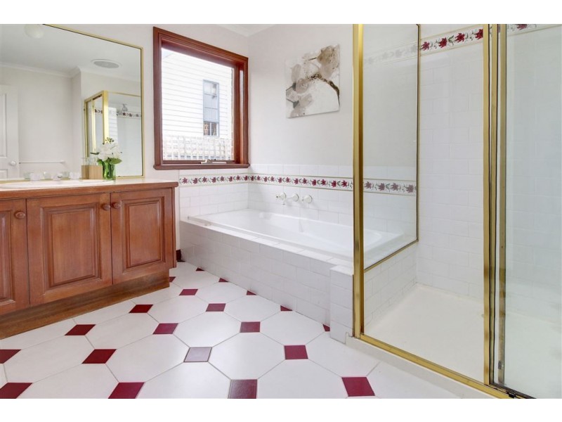 15 Coral Close, Rosebud VIC 3939