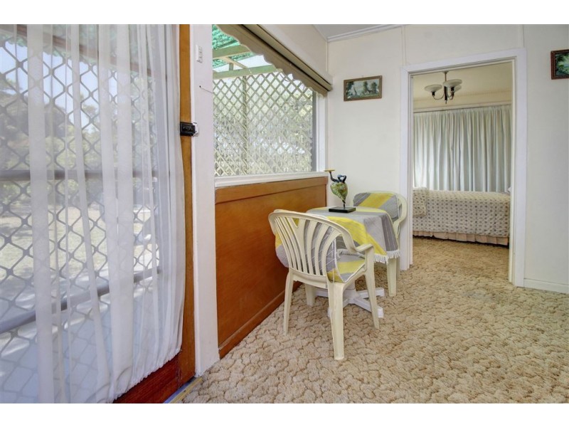 64 Third Avenue, Rosebud VIC 3939