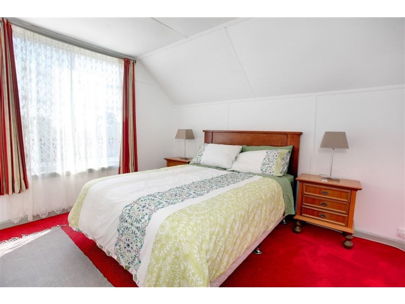 62 Third Avenue, Rosebud VIC 3939