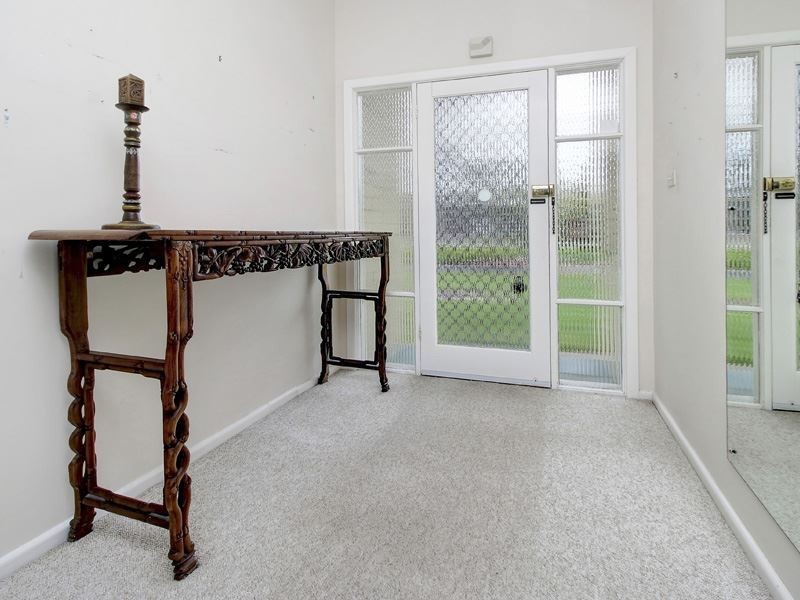 27 Warranilla Avenue, Rosebud VIC 3939