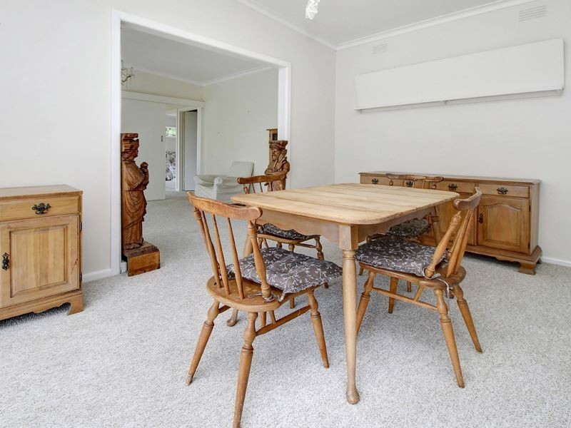 27 Warranilla Avenue, Rosebud VIC 3939