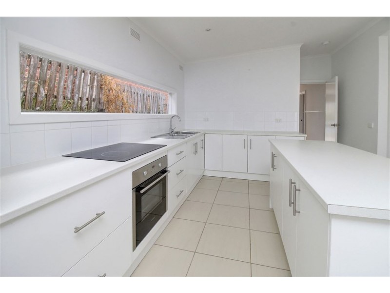 58 Fourth Avenue, Rosebud VIC 3939