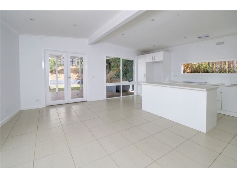 58 Fourth Avenue, Rosebud VIC 3939