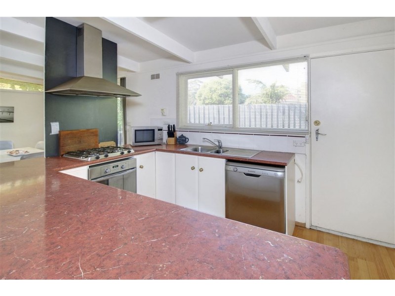 38 Woonton Crescent, Rosebud VIC 3939