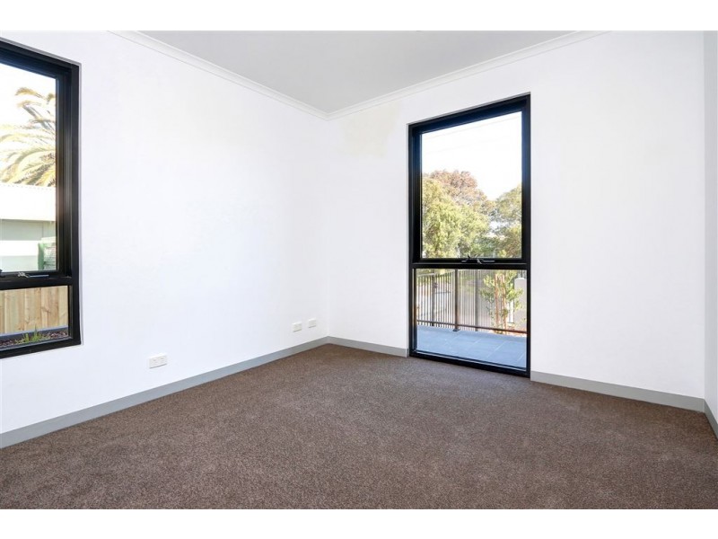 14/1 Chatfield Avenue, Rosebud West VIC 3940