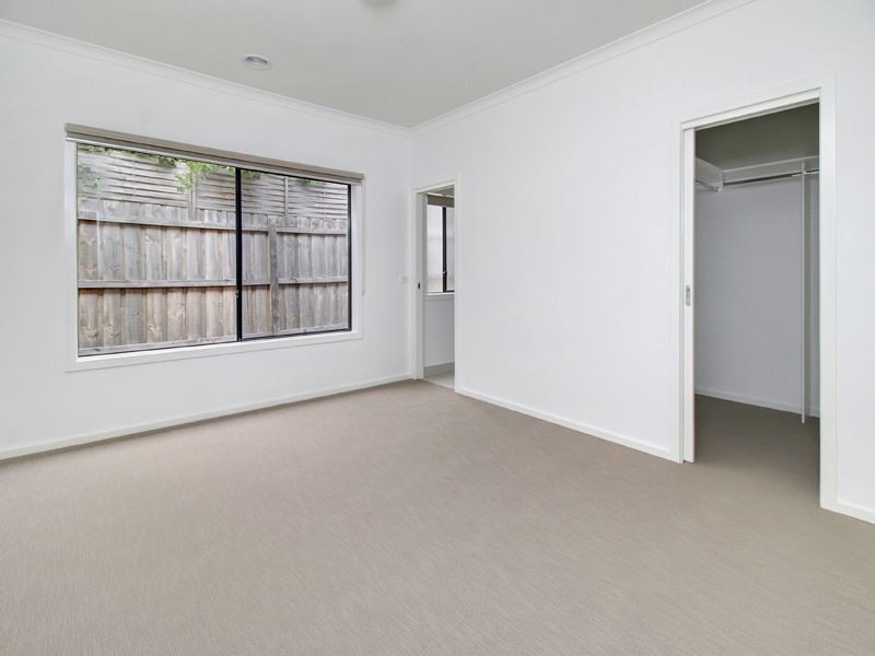 2/31 Cass Street, Rosebud VIC 3939