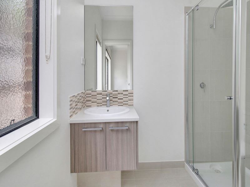 2/31 Cass Street, Rosebud VIC 3939