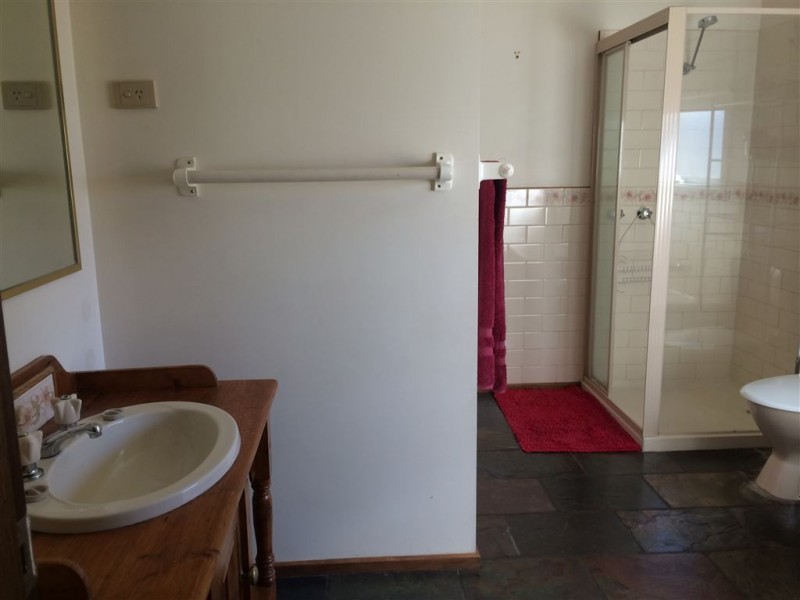 44 Elizabeth Ave, Rosebud West VIC 3940