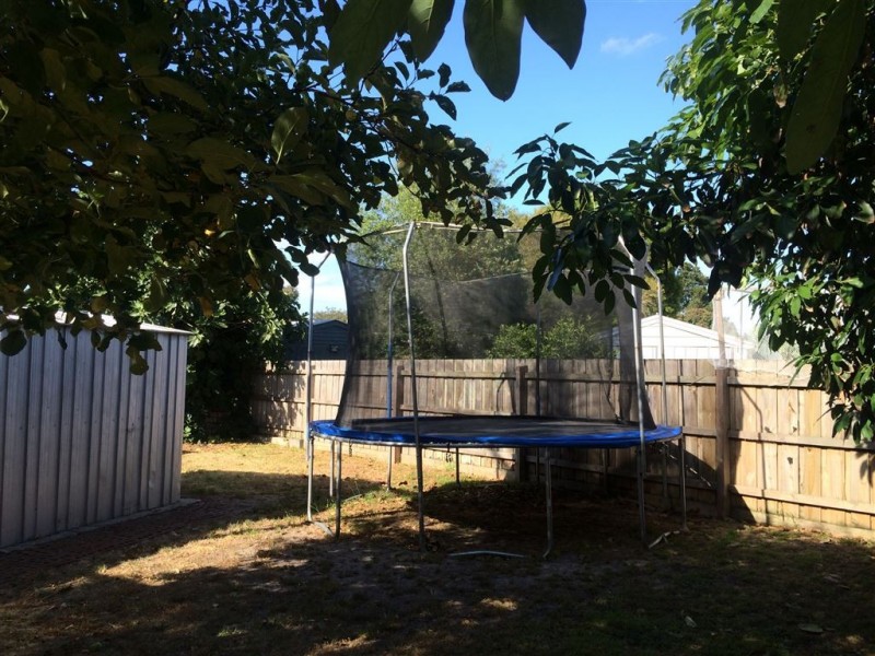 44 Elizabeth Ave, Rosebud West VIC 3940